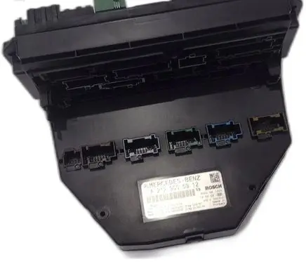 Mercedes-Benz C W204 Tow bar relay 