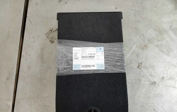 BMW M4 G82 G83 Center console decorative trim 52206995342 6995342