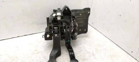 Alfa Romeo GT Pedal assembly 46755865