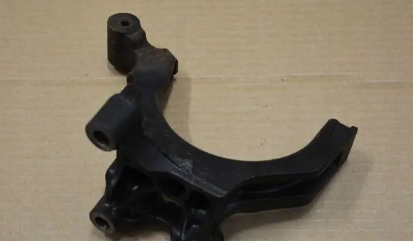 Volkswagen Scirocco Other engine bay part 04L425