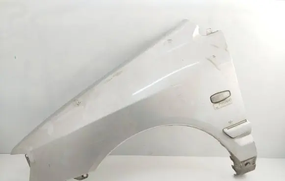 Mitsubishi Space Star Fender