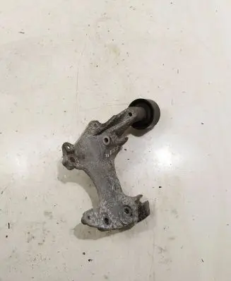 Renault Clio IV Generator/alternator bracket 117108083