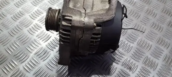 Audi A4 S4 B5 8D Generator/alternator 058903016C 0123510033