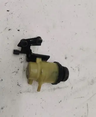 Hyundai Lantra II Power steering fluid tank/reservoir