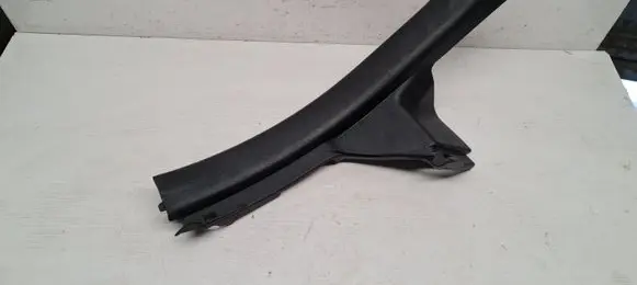 Toyota Yaris Rear sill trim cover 679180D150