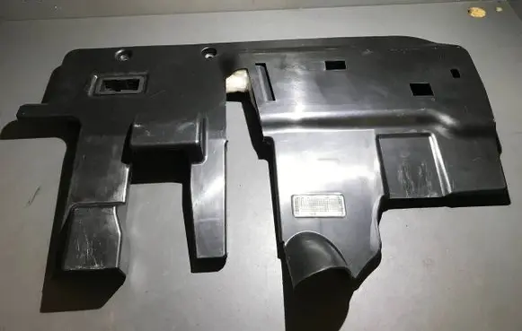 Dashboard lower bottom trim panel