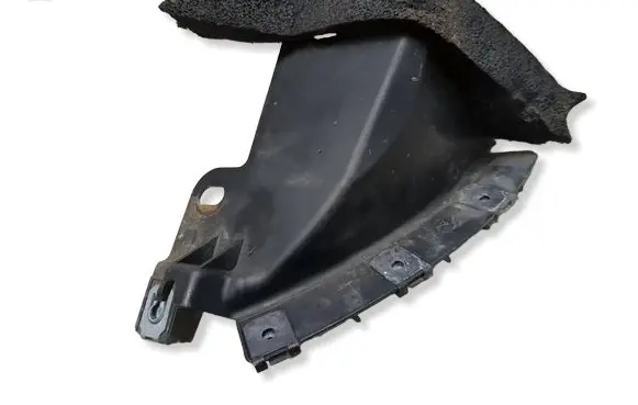 Peugeot RCZ Rear bumper mounting bracket 374496693 YM21612180