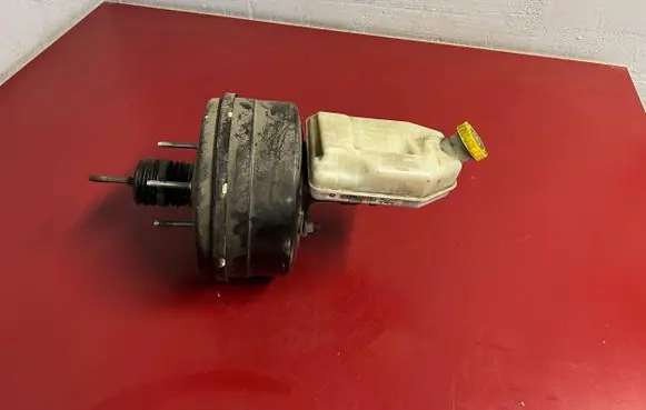 Chrysler Town & Country V Brake booster