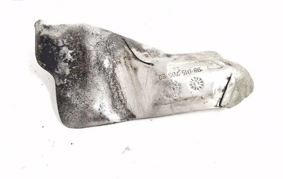 Ford Mondeo MK V Heat shield in engine bay 9801570580