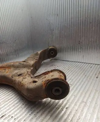 Volkswagen Crafter Front lower control arm/wishbone