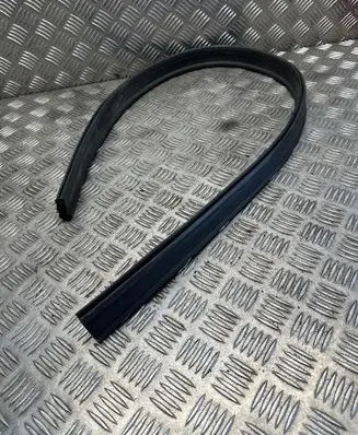 Land Rover Range Rover Velar Engine compartment rubber 