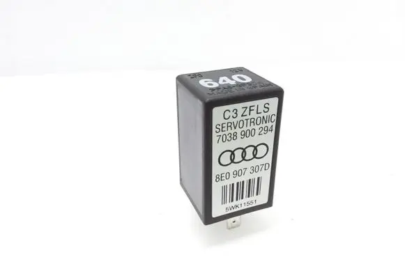 Audi A4 S4 B7 8E 8H Other relay 8E0907307D 7038900294