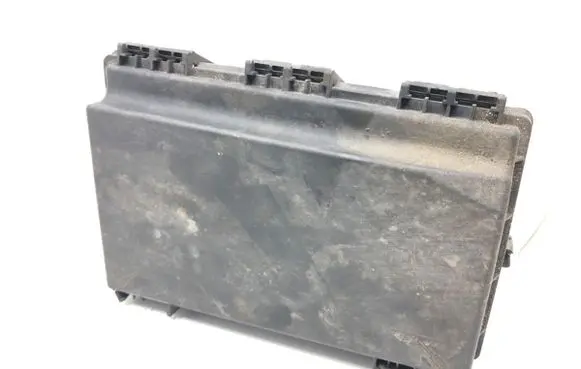 Opel Zafira B Fuse box set 13206754