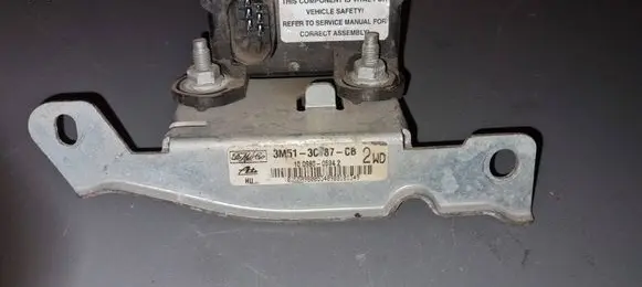 Volvo C30 ESP acceleration yaw rate sensor 10170103533 C178D01QUD