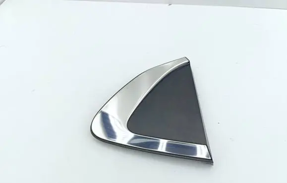 Subaru Legacy VII Fender end trim 65240AN010