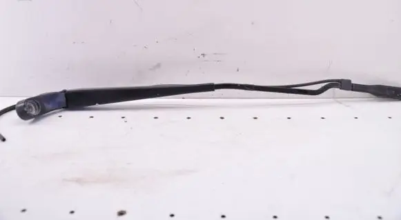 Mercedes-Benz Vito Viano W639 Windshield/front glass wiper blade A6398200844 RHSIDE