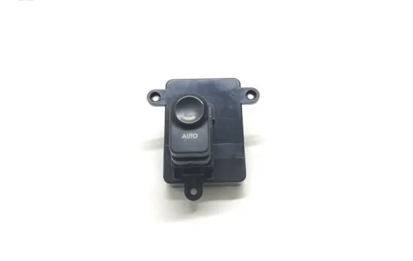 Hyundai i30 Electric window control switch 9357521000