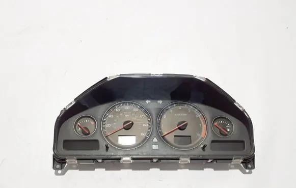 Volvo XC90 Speedometer (instrument cluster) 30746104