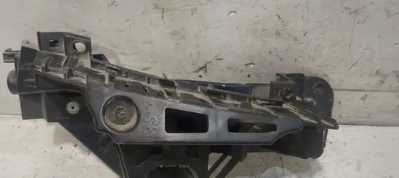 Peugeot 508 Rear bumper mounting bracket 9686701480