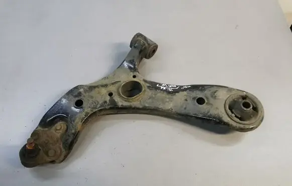 Toyota Auris E180 Front lower control arm/wishbone