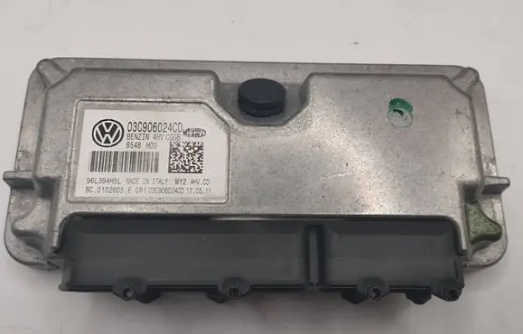 Seat Ibiza IV (6J,6P) Engine control unit/module 03C906024CD 0102605 96L394H5L