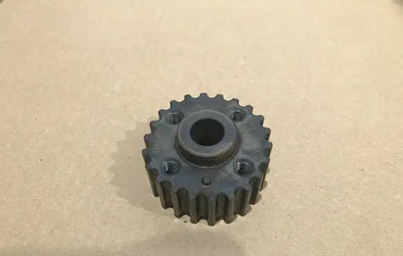 Volkswagen Touran III Crankshaft gear 04L105263C