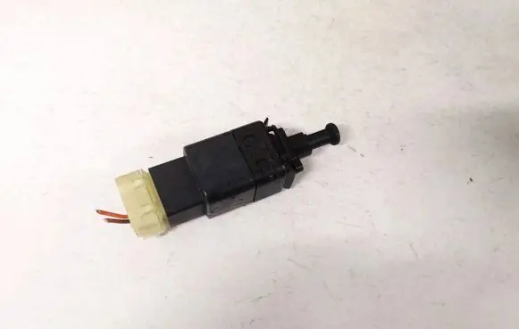 Chevrolet Kalos Brake pedal sensor switch