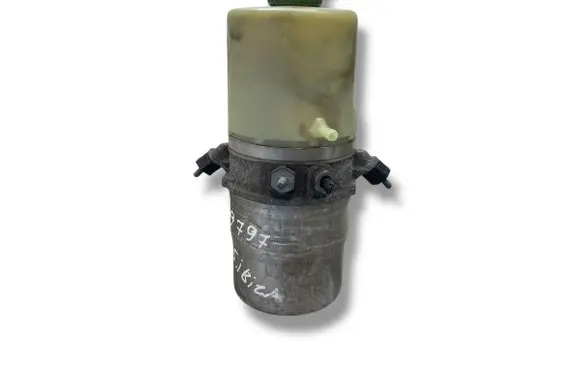 Seat Ibiza IV (6J,6P) Power steering pump 6R0423156A 6R1423051D 6R2423051
