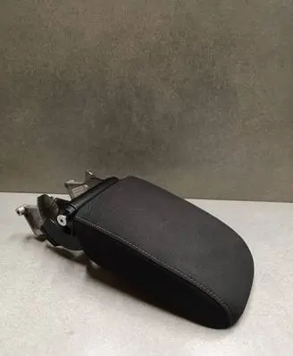 Volkswagen Golf VII Armrest 5G0864207D