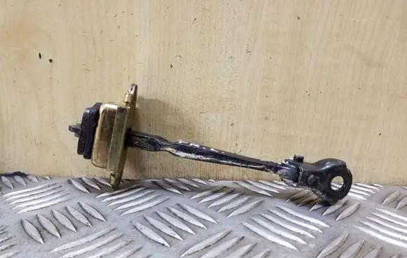 Honda CR-V Front door check strap stopper