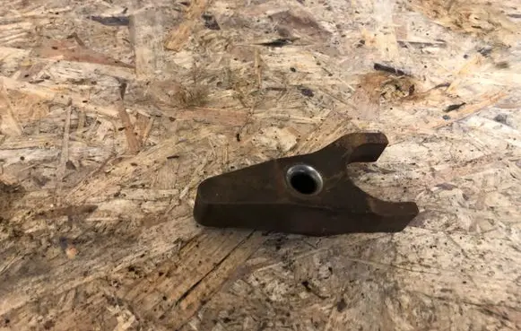 Toyota Auris 150 Fuel Injector clamp holder
