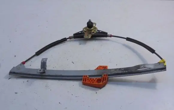 Ford Fiesta Front door manual window regulator 96FGA23201