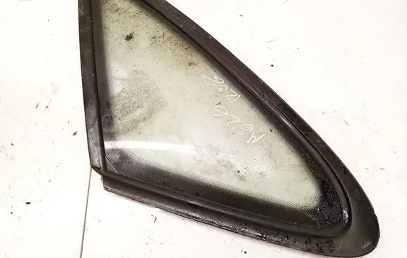 Mazda 626 Rear side window as2