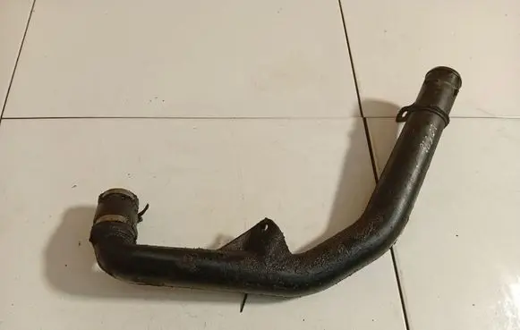 Intercooler hose/pipe