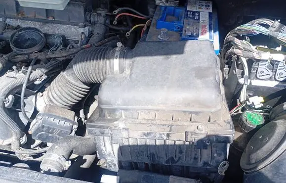 Citroen C4 I Picasso Air filter box