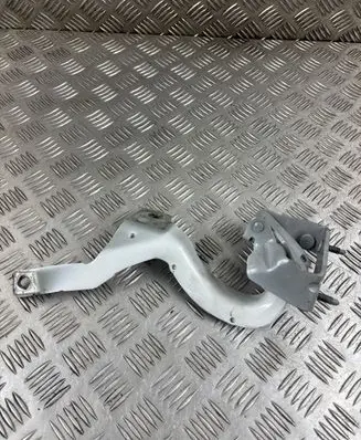 Audi A6 S6 C8 4K Tailgate/trunk/boot hinge 4K9827300A