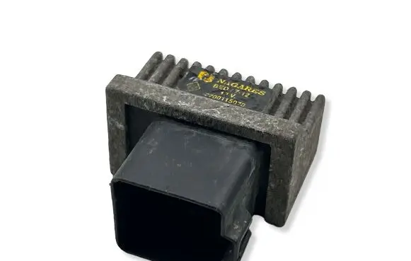 Renault Laguna II Glow plug pre-heat relay 7700115078