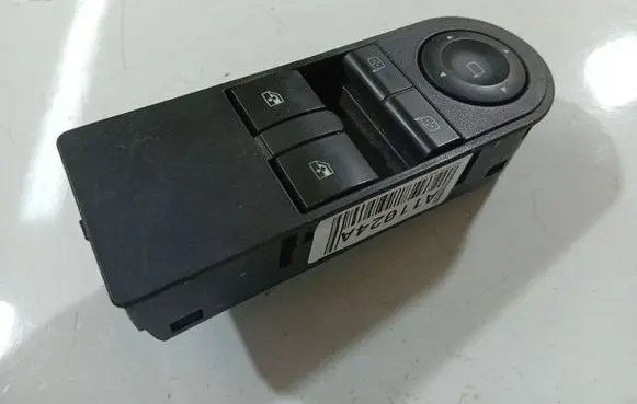Opel Astra H Electric window control switch