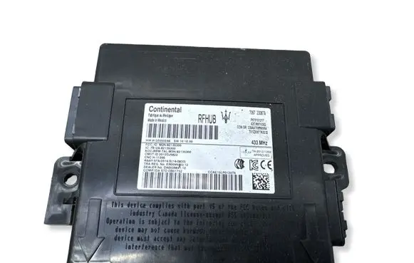 Maserati Levante Keyless (KESSY) go control unit/module 670101217 706723087A A2C99010302