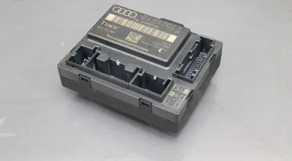 Audi A6 S6 C6 4F Door control unit/module 4F0959792E
