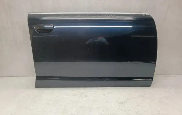 Audi A6 S6 C6 4F Front door