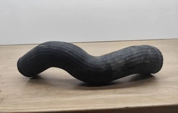 Volvo XC90 Intercooler hose/pipe 30680217