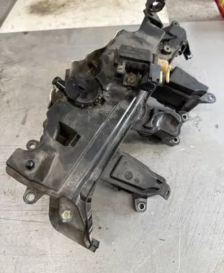 Rocker cam cover