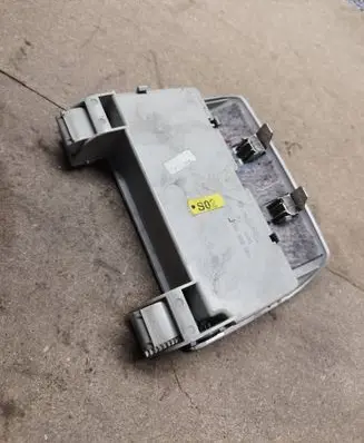 Skoda Octavia Mk2 (1Z) Glove box 1Z0868565E
