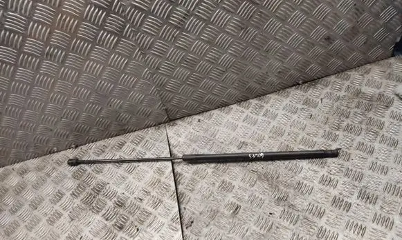 Volkswagen Golf V Tailgate strut 