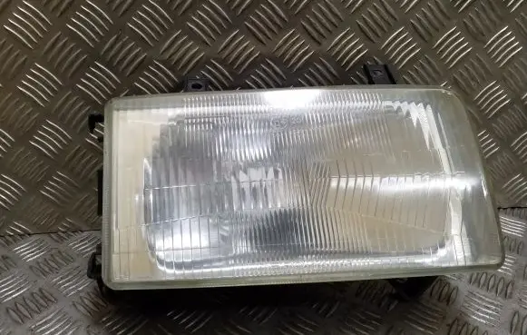 Volkswagen Transporter - Caravelle T4 Headlight/headlamp 4411114R
