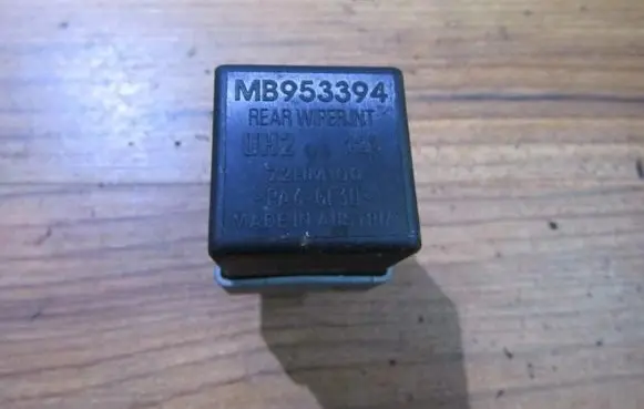 Mitsubishi Space Star Other relay mb953394 72hm100