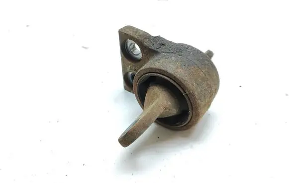 Ford Ranger Engine mount bracket