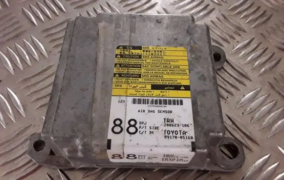 Toyota Avensis T250 Airbag control unit/module 208623106 8917005160