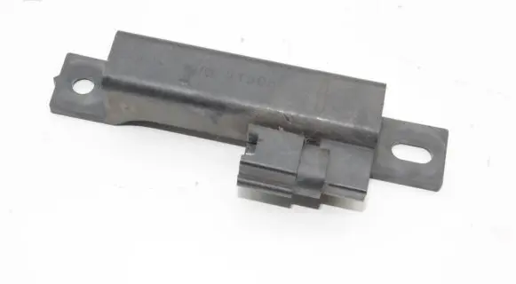 Nissan Note (E12) Aerial antenna amplifier